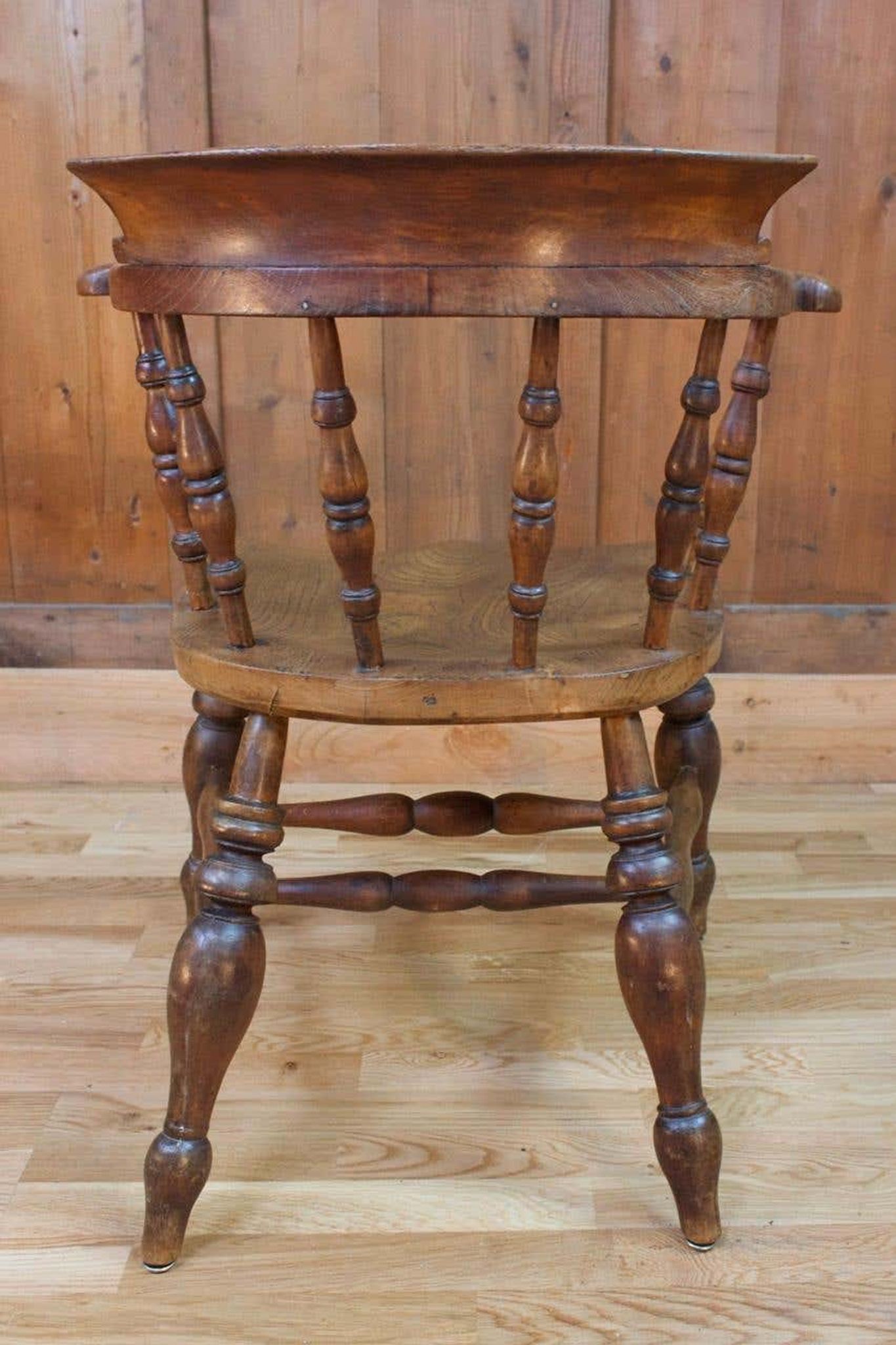 Victorian captain's chair 19th century