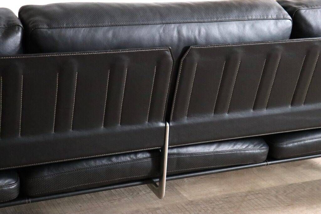 Canapé trois places Diesis en cuir noir par Antonio Citterio pour B&B Italia, années 1970.