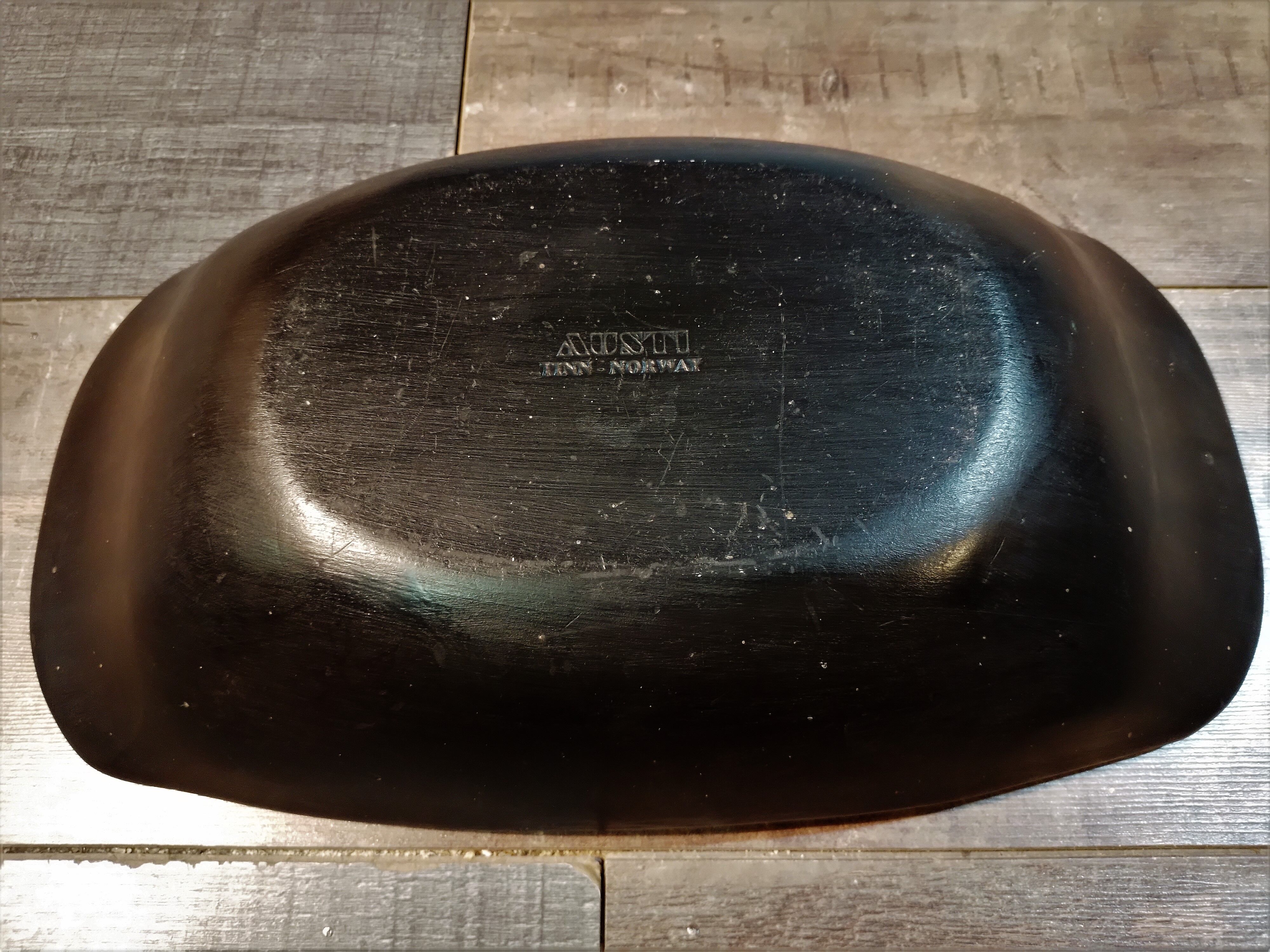 Scandinavian dish Austi Tinn 1970s