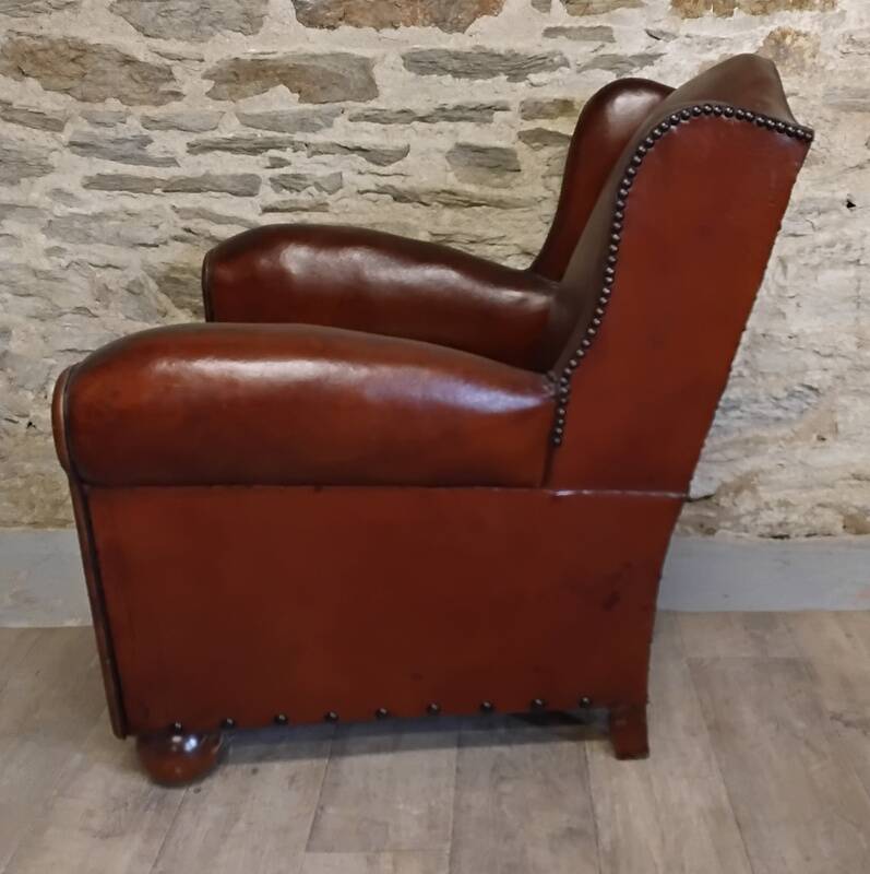 Fauteuil club ancien à oreilles