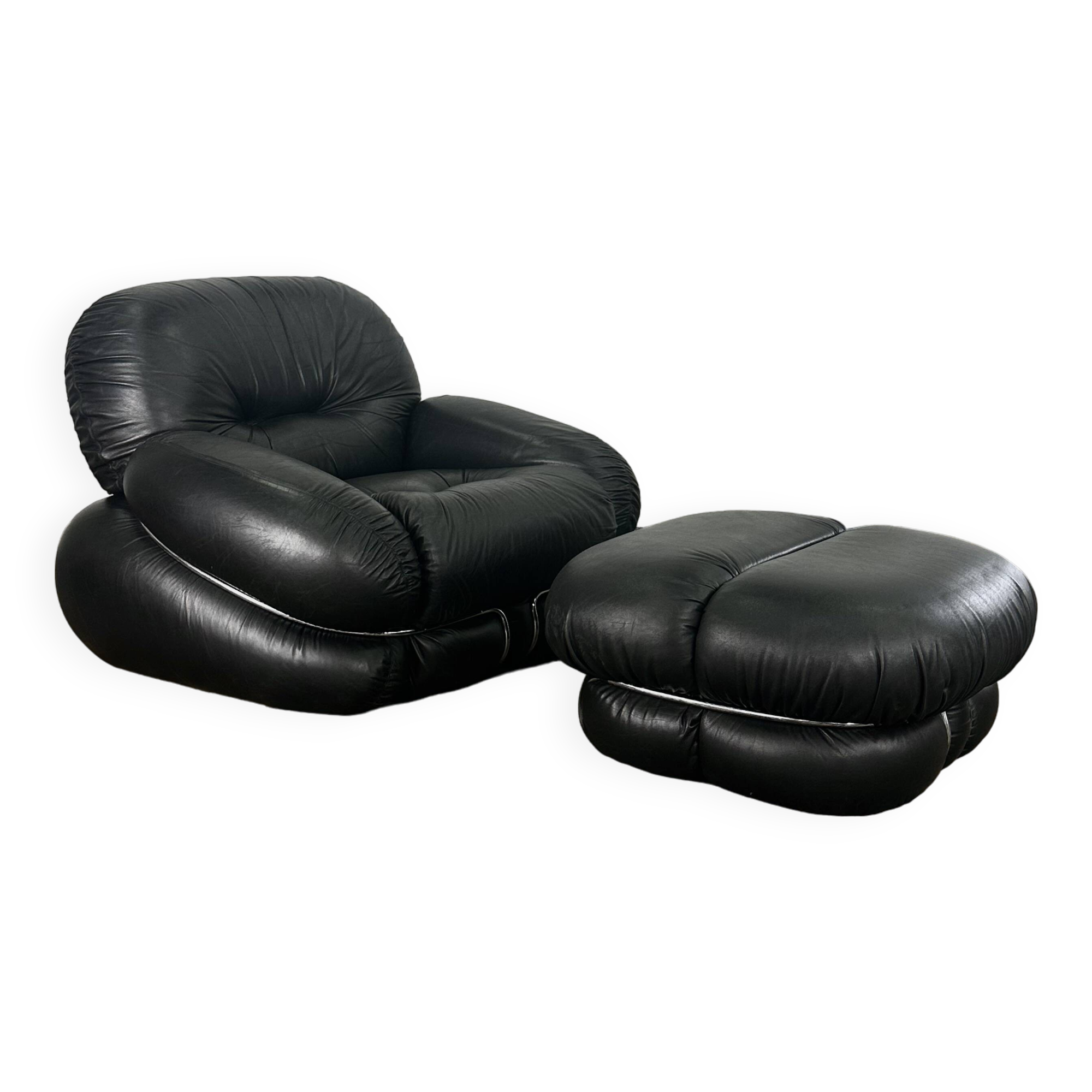 Okay armchair by Adriano Piazzesi in black leather with ottoman