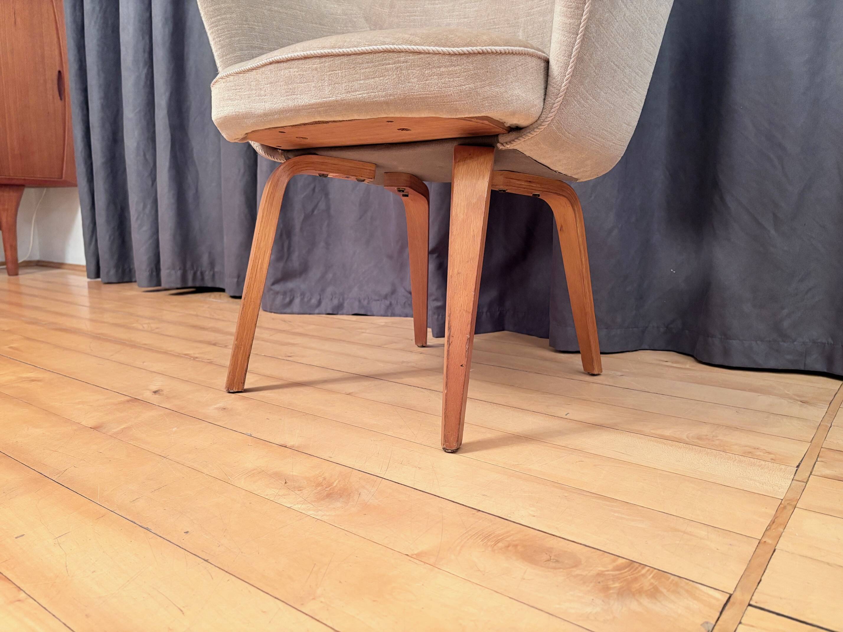 Executive Chair, designed by Eero Saarinen, Knoll International, 1950s