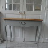 Console, side desk of beautiful craftsmanship re-enchanted in verdigris