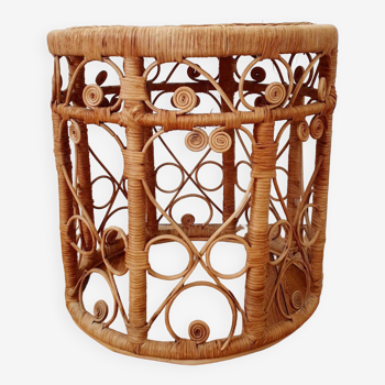 Round wicker side table