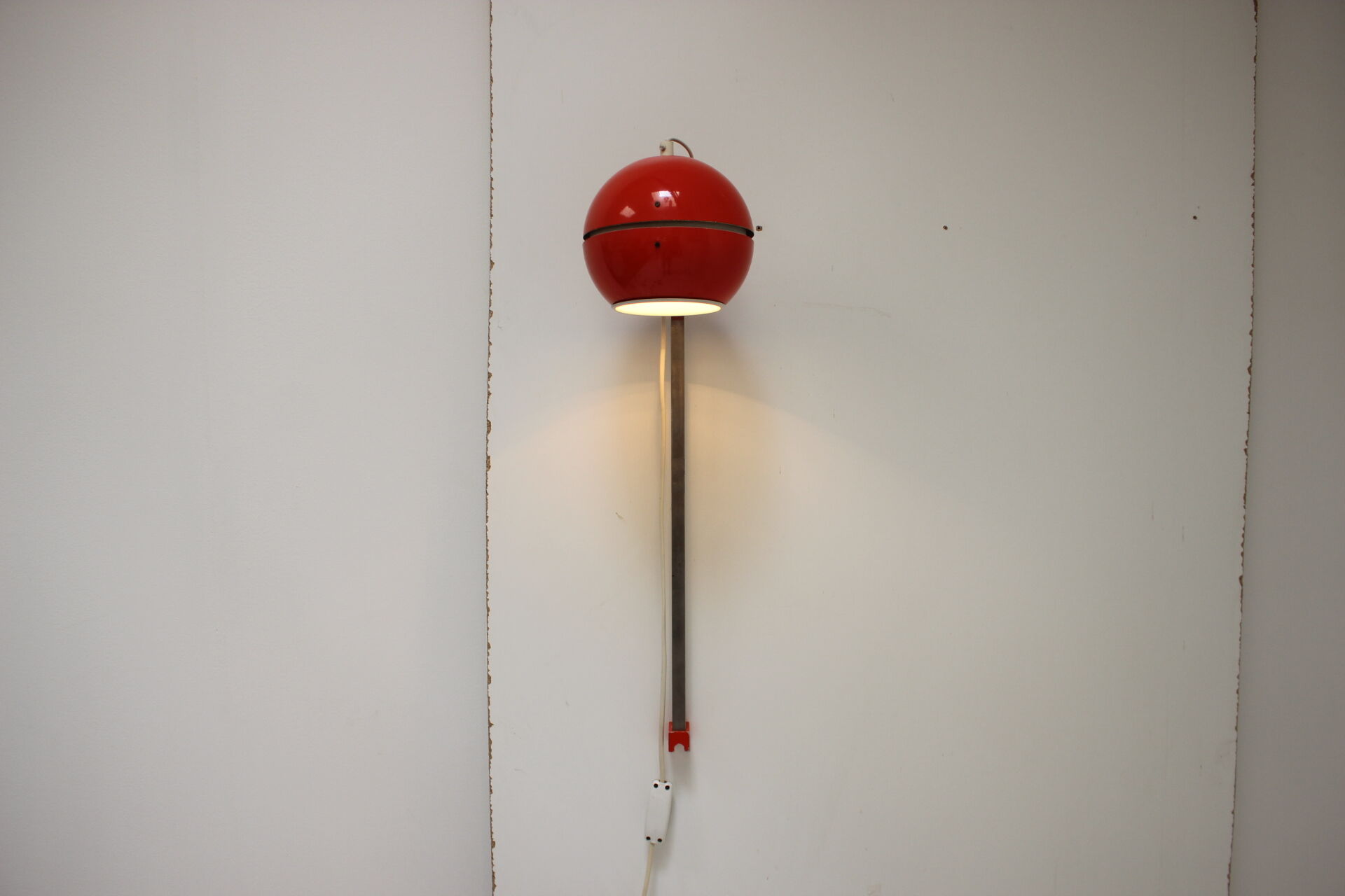 1970s  space age wall lamp