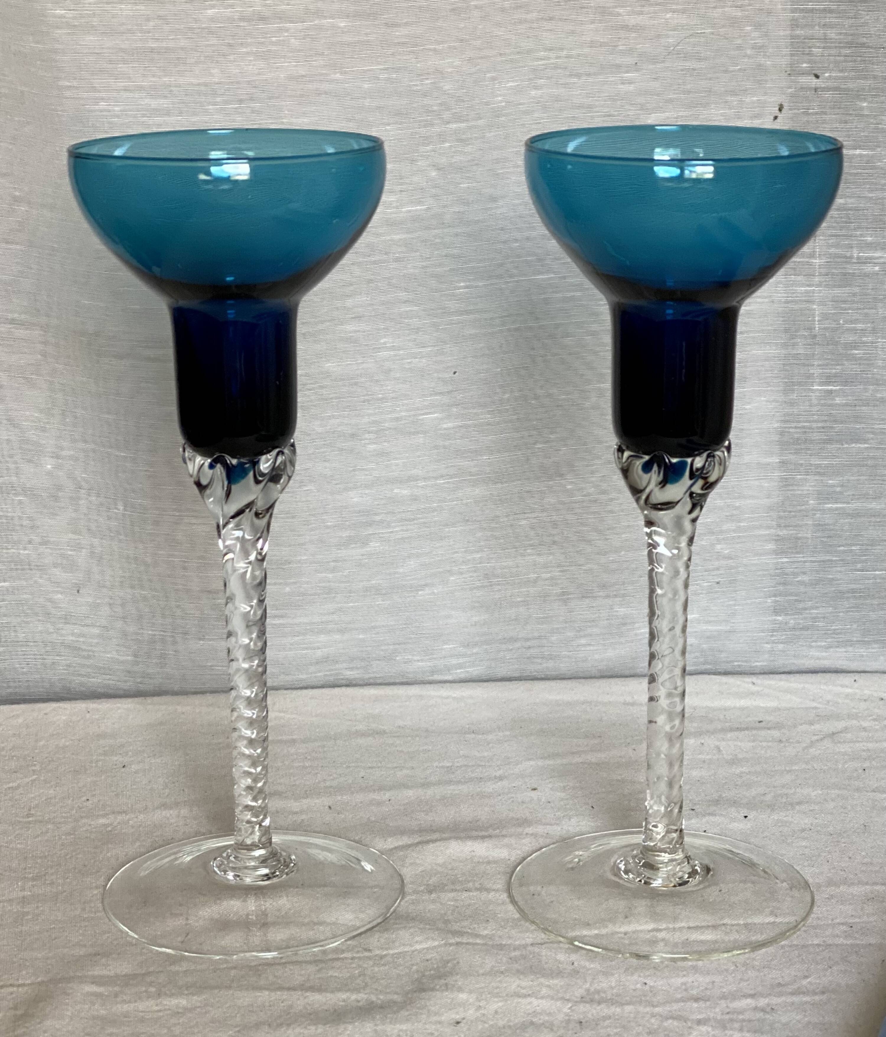 Pair of Murano (or Empoli) glass candlesticks with twisted bases, vintage 1960.