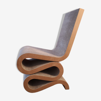 Wiggle chair