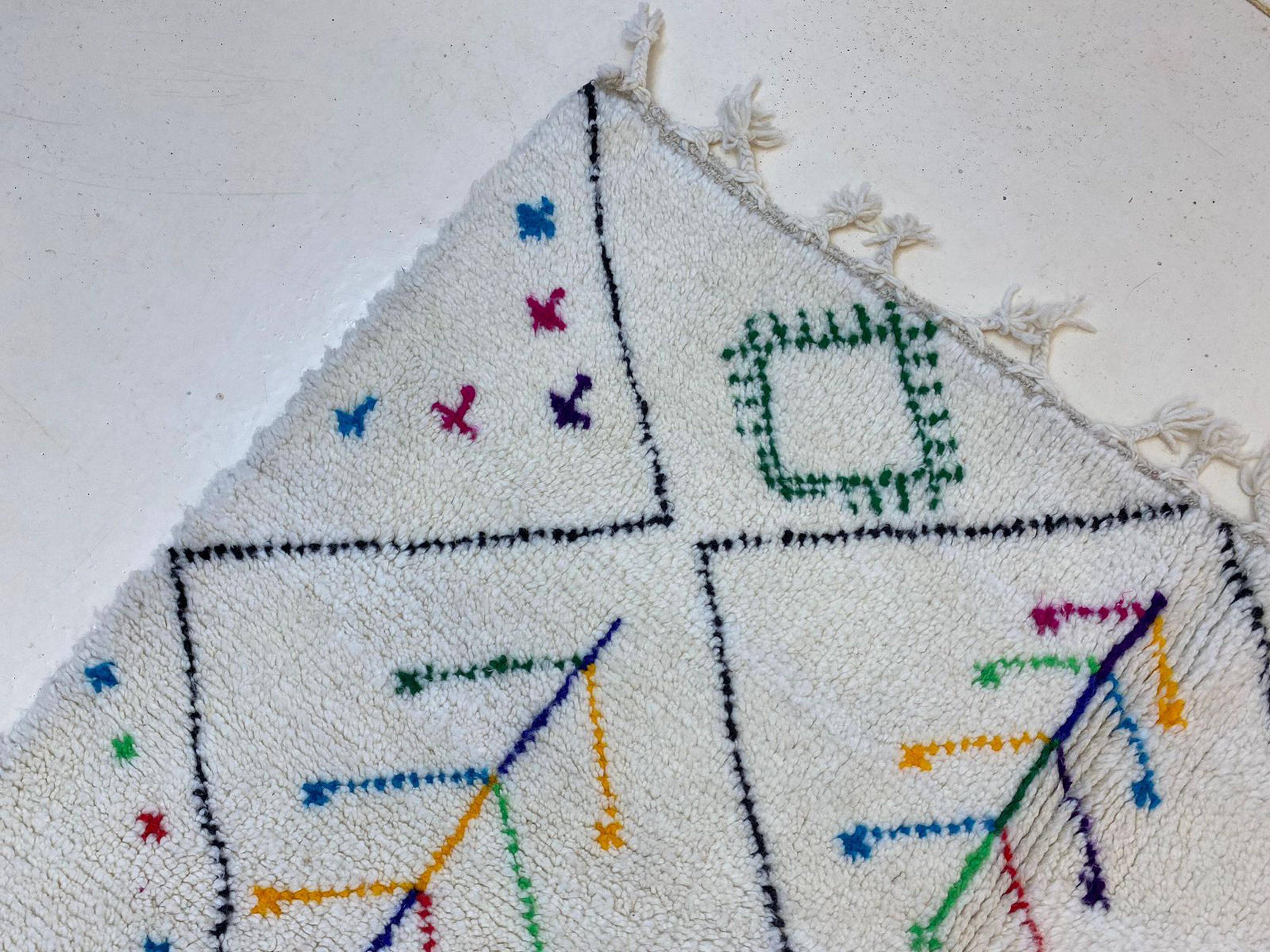 Large Berber wool rug 3x2 m