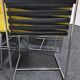 Un ensemble de 6 chaises à manger vintage à cadre métallique