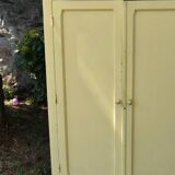 Armoire ancienne buffet jaune vintage parisien