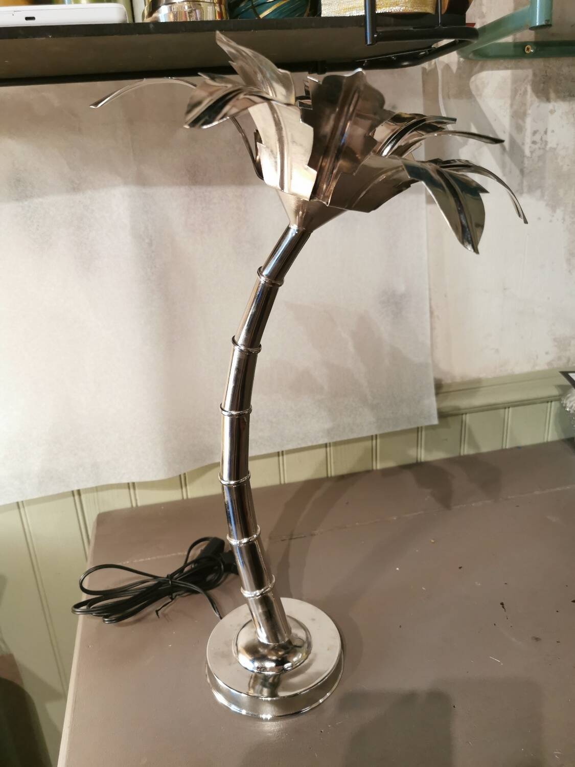 Nickel silver palm lamp