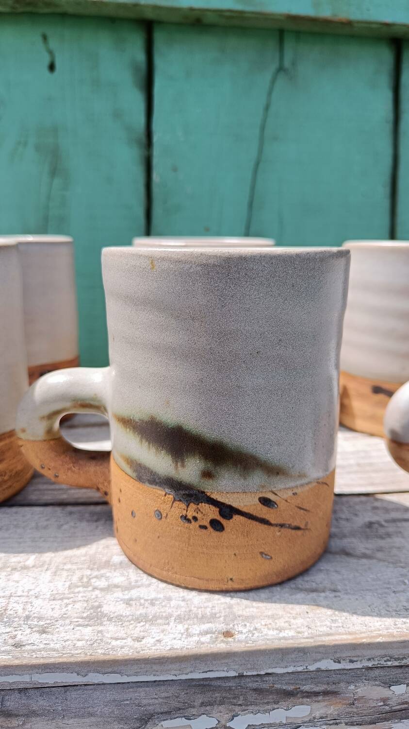 Colombier pottery ceramics