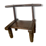 Chaise basse baoulé