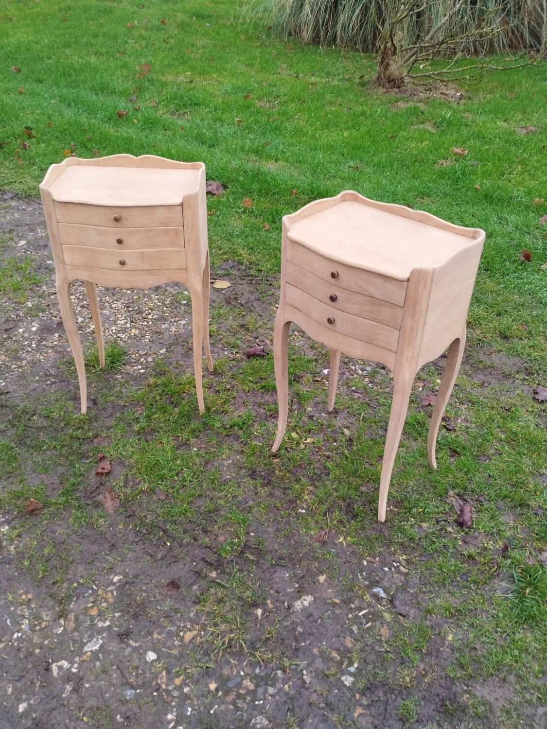 Pair of antique Louis XV style bedside tables