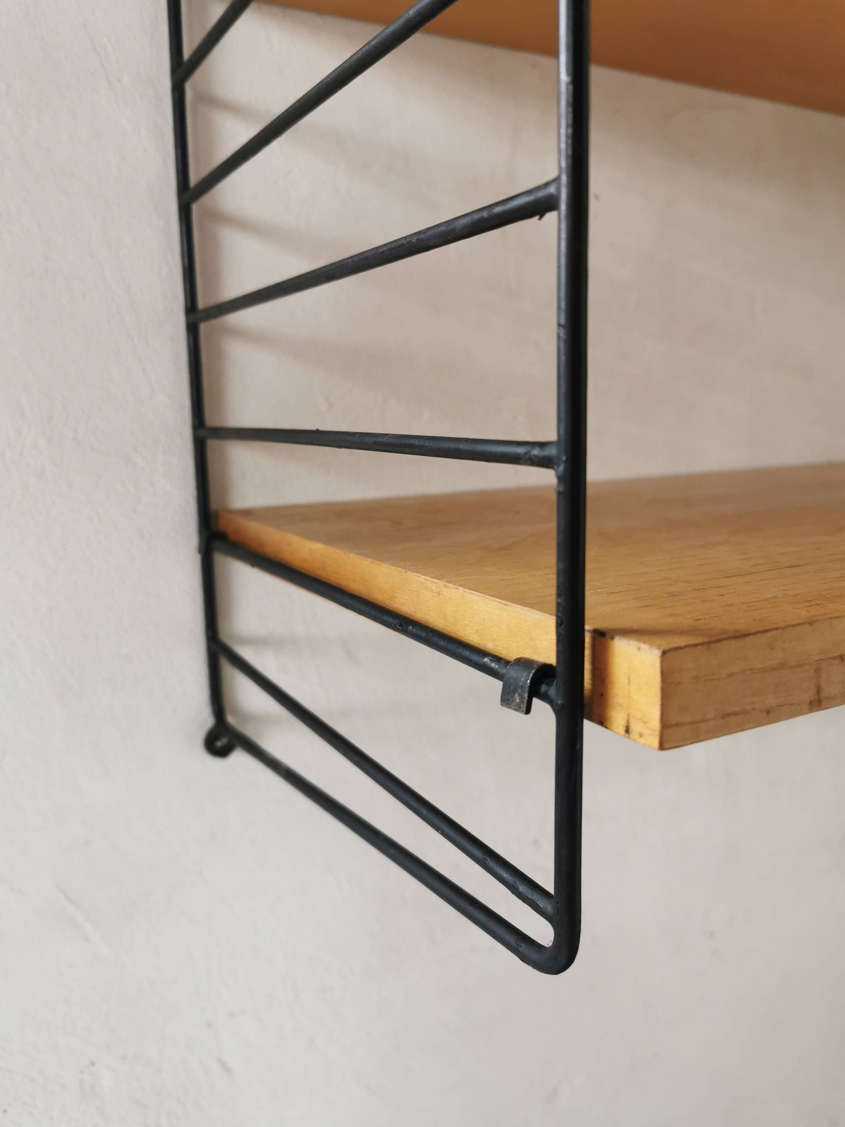 Vintage thong shelf 1970