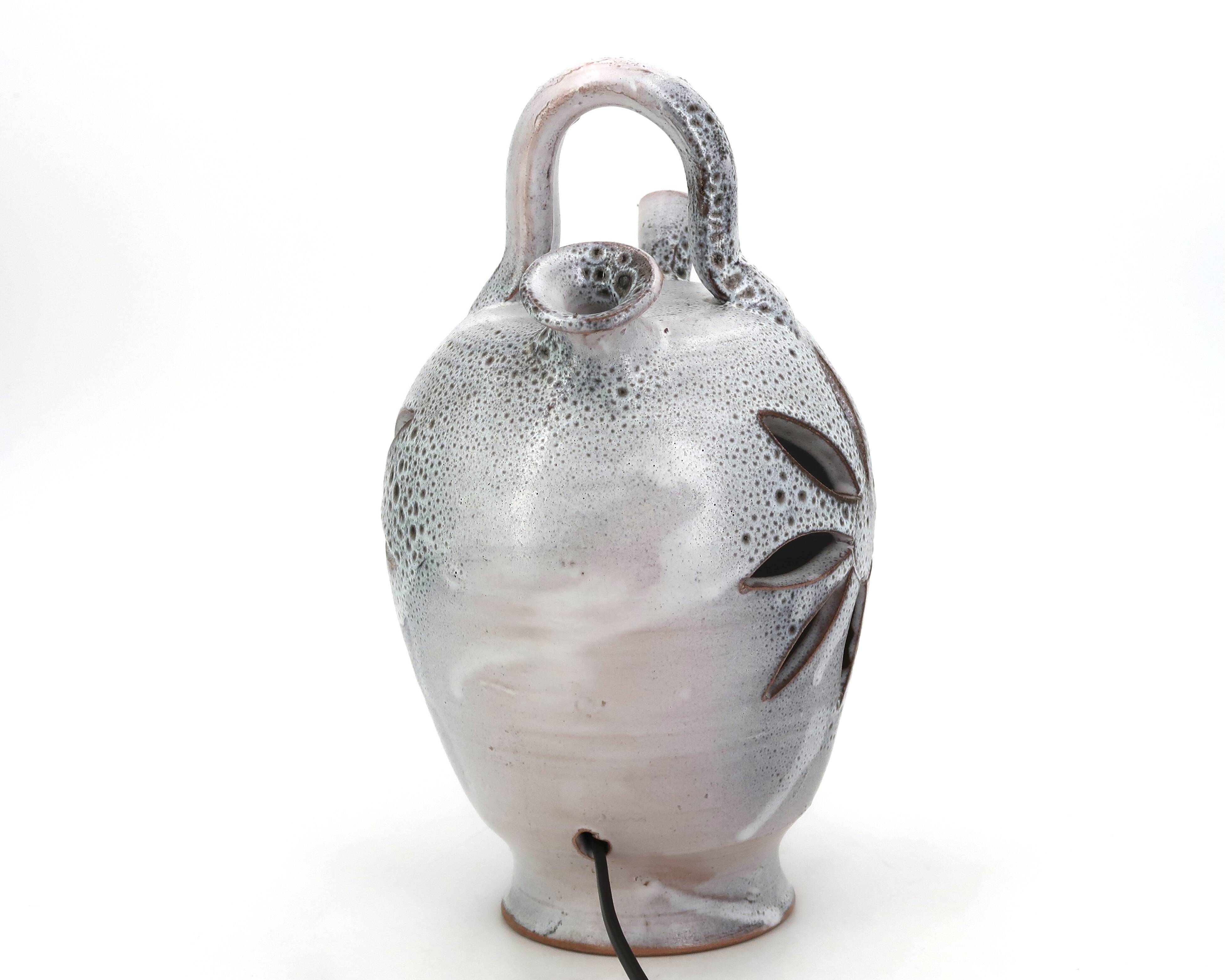 Lampe en céramique de Vallauris avec fleur ajourée, années 60