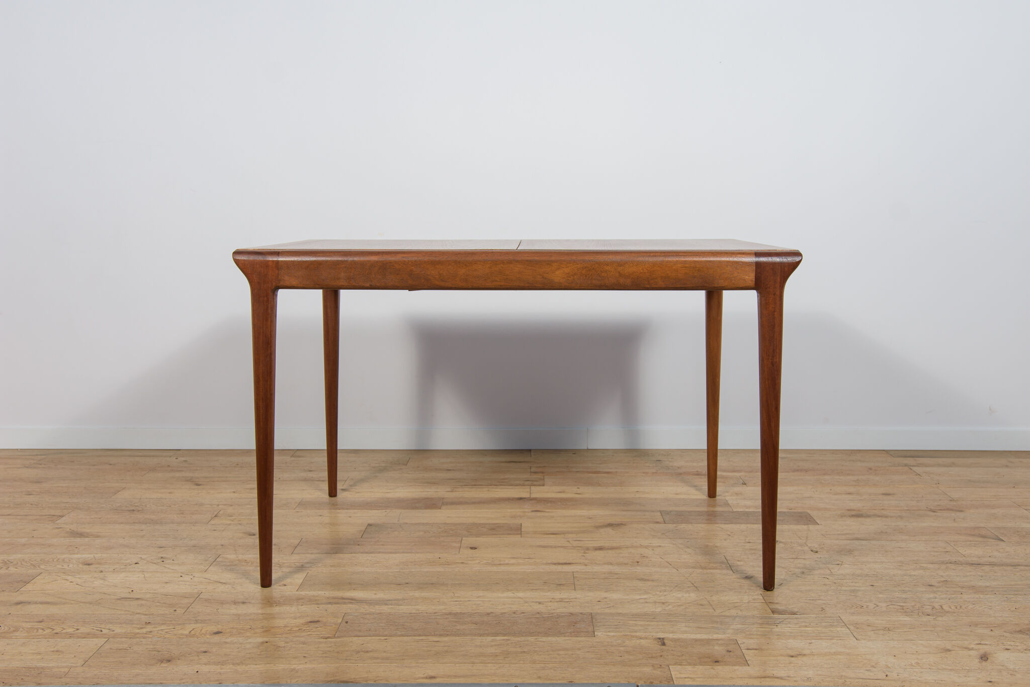 Mid-Century Teak Extendable Dining Table from McIntosh, United Kingdom, 1960s
