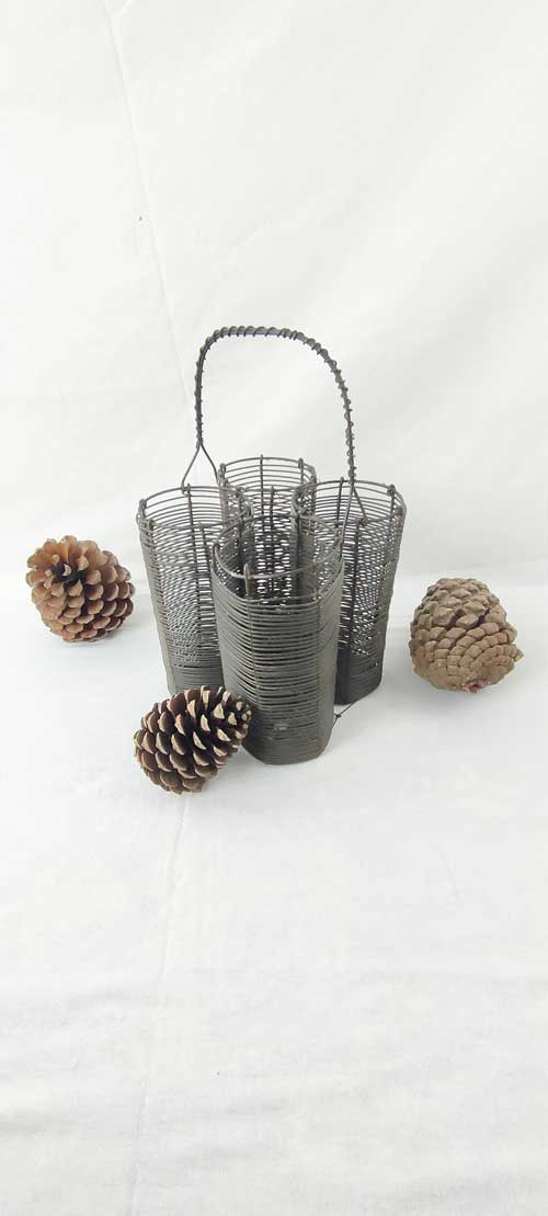 Basket holder 4 bottles in metal wire