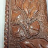 Espejo de pared de cuero. España, 1970s.