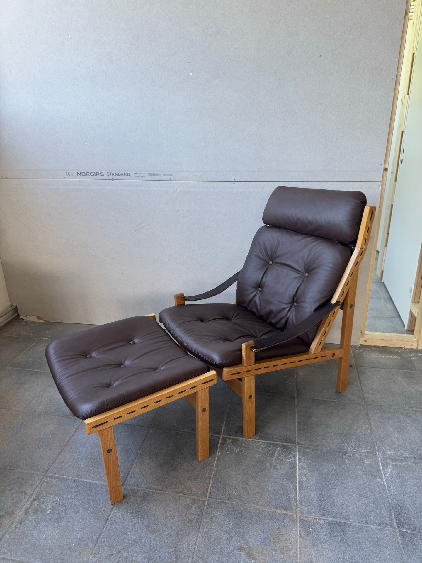 Fauteuil lounge scandinave "Hunter", années 1960