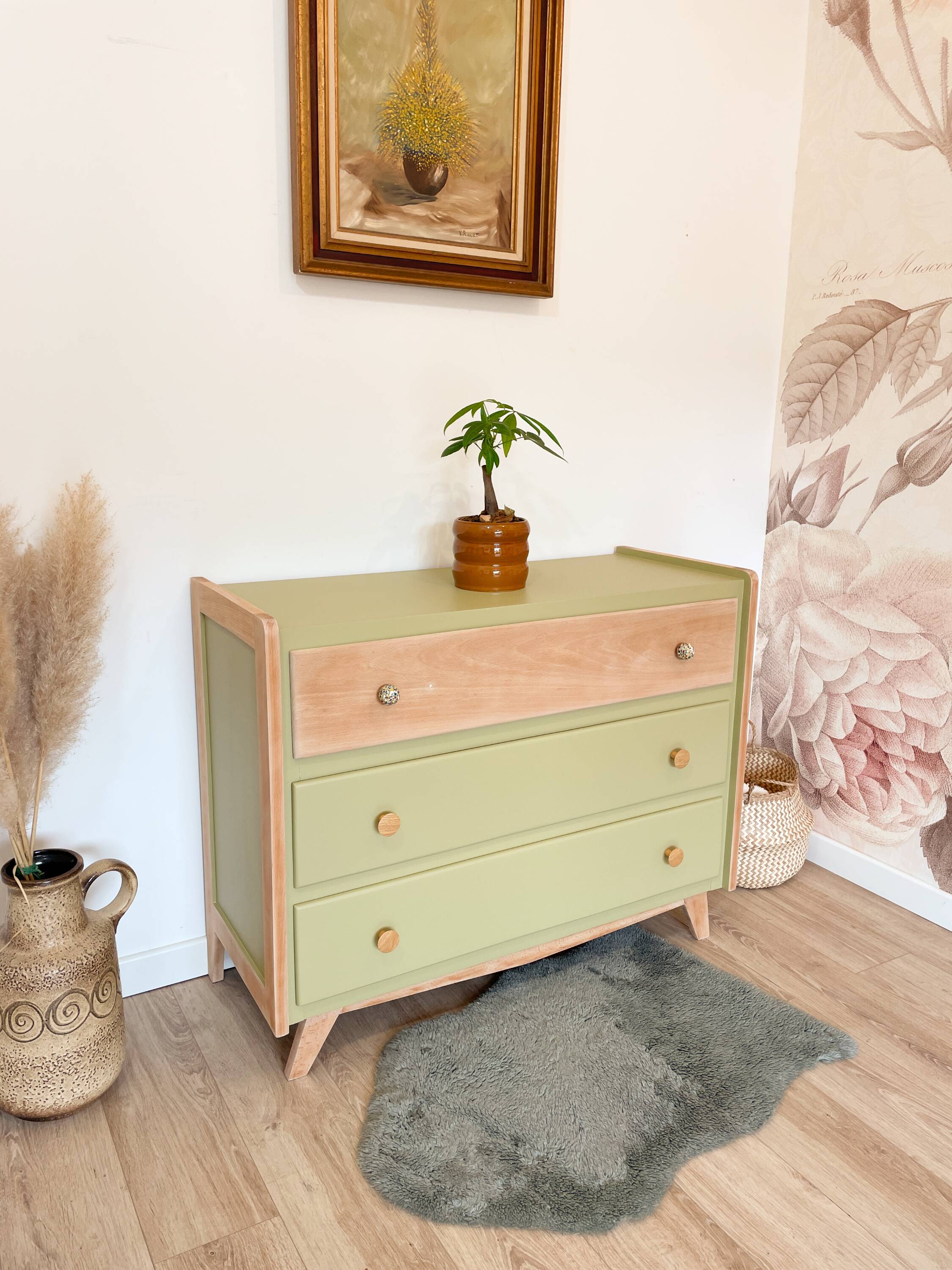 1960s commode with tapered legs.