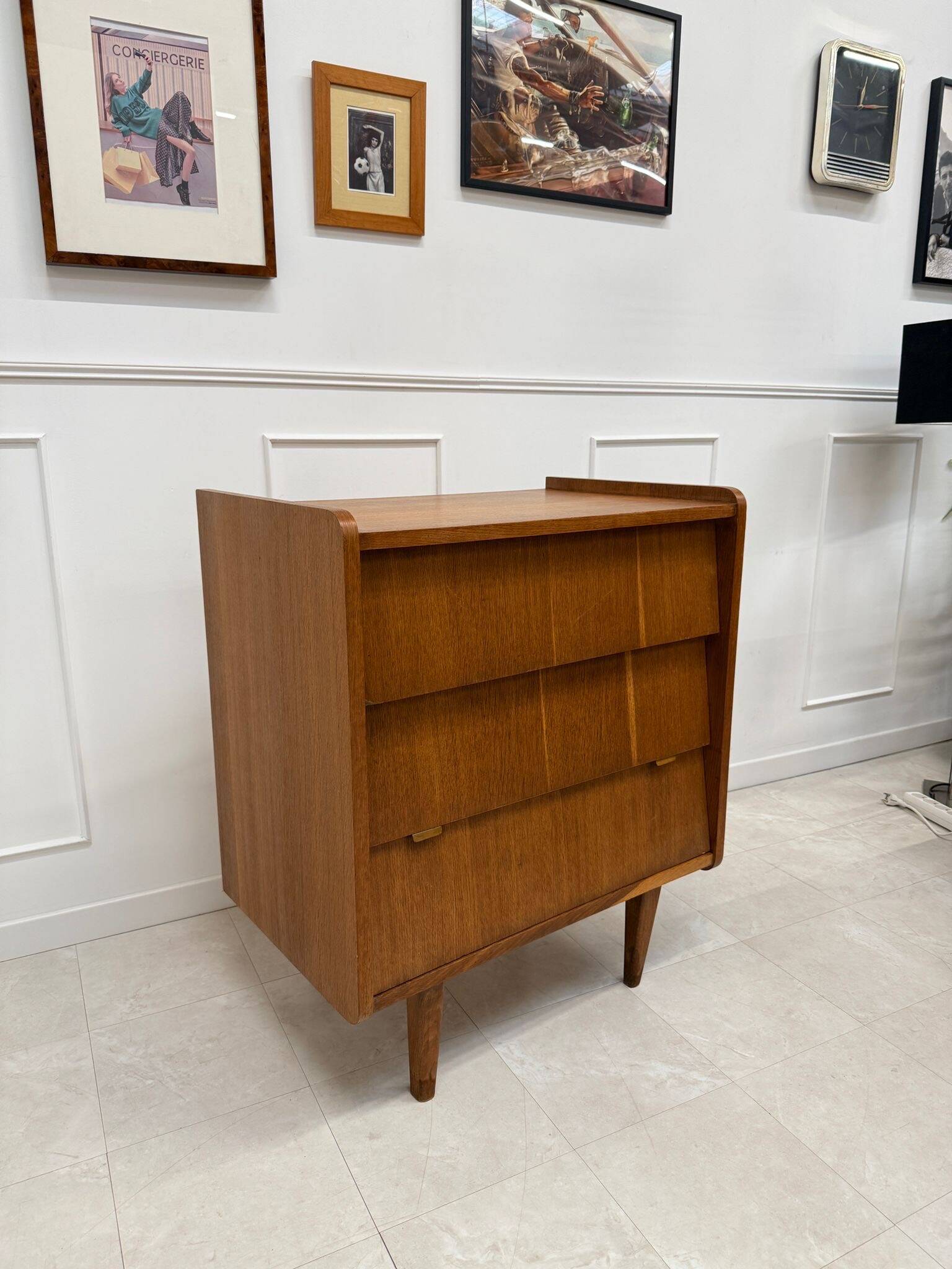 Vintage chest of drawers from the 1950s.