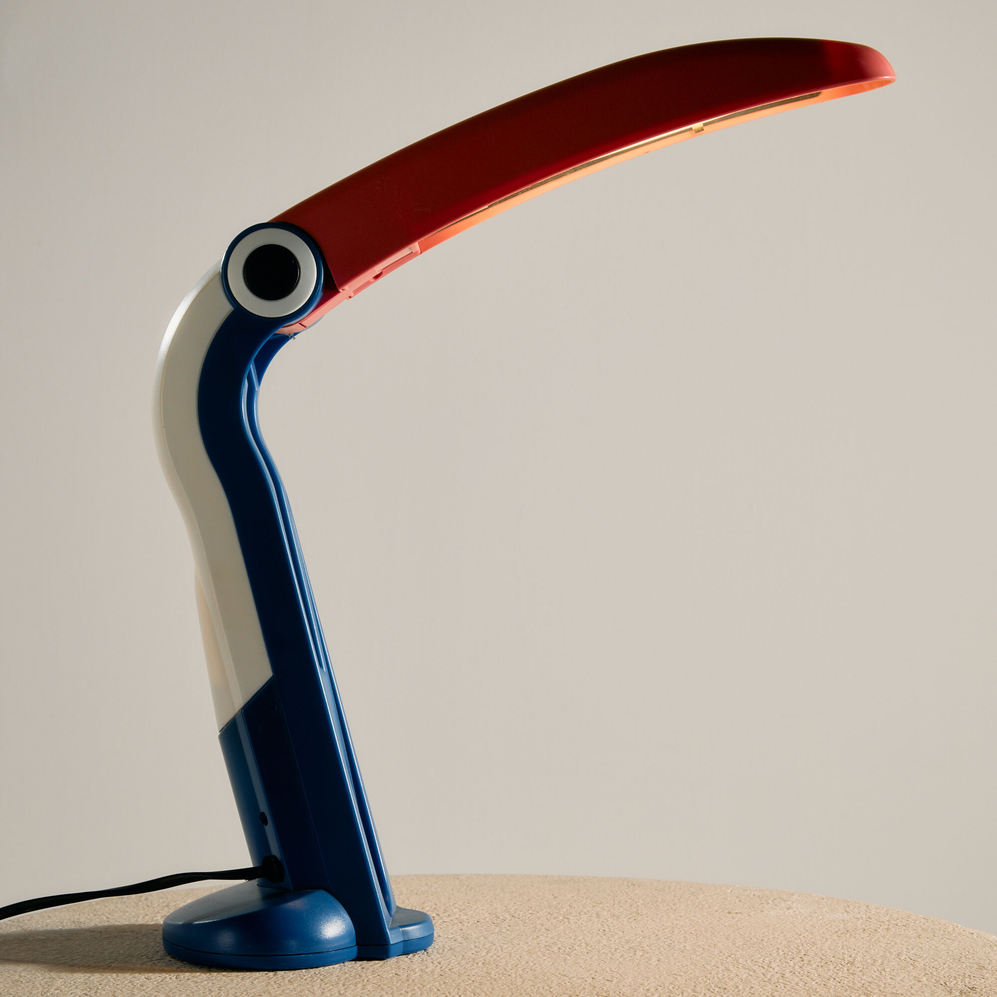Toucan desk lamp by Huo-Tu Huang for Huangslite