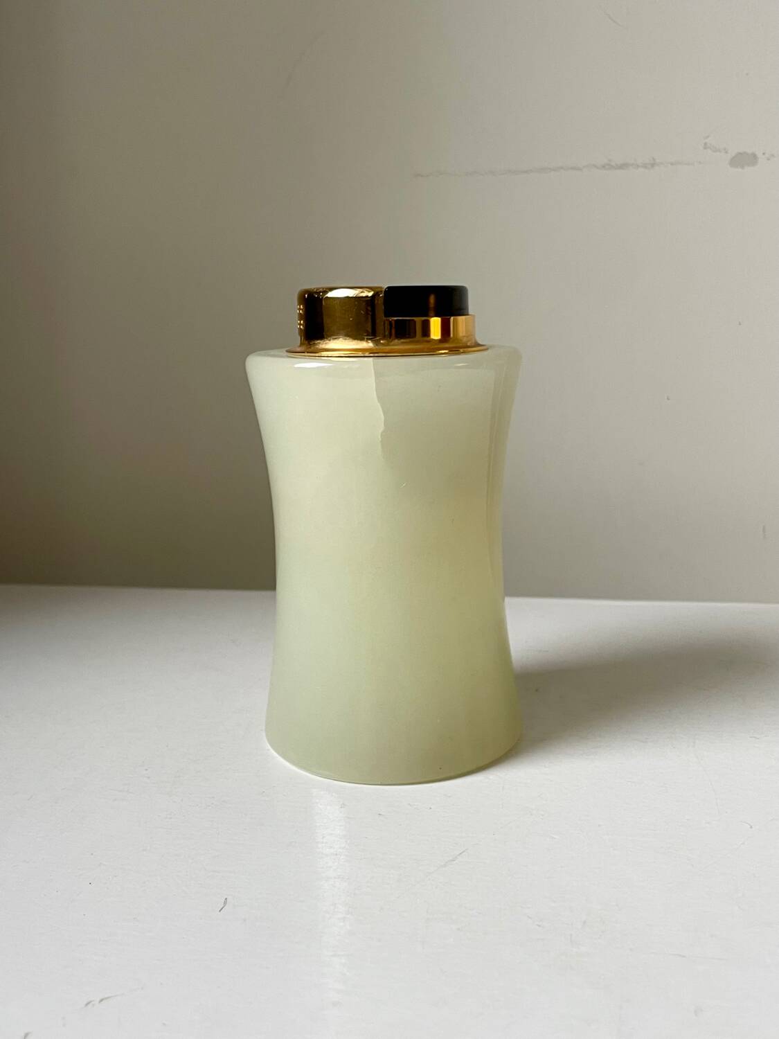 Vintage KOEI  Japan Unitron Table lighter in Onyx Marble