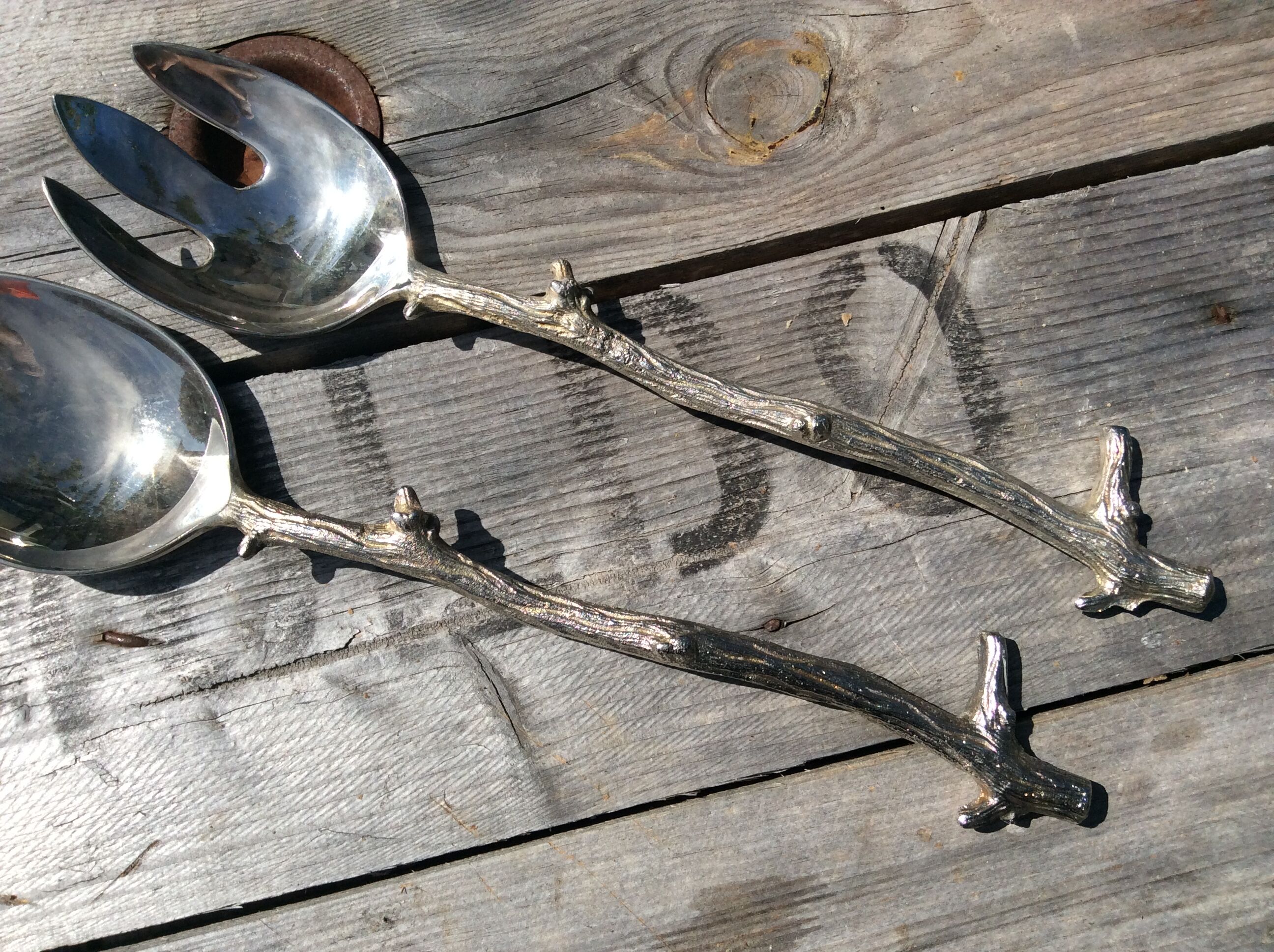 Silver metal salad cutlery