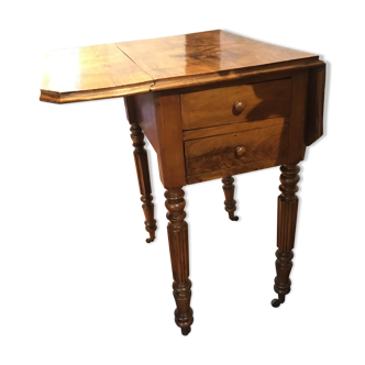 Writing table