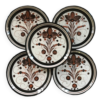 Serie de 5 assiettes signées