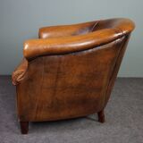 Club armchair in sheepskin