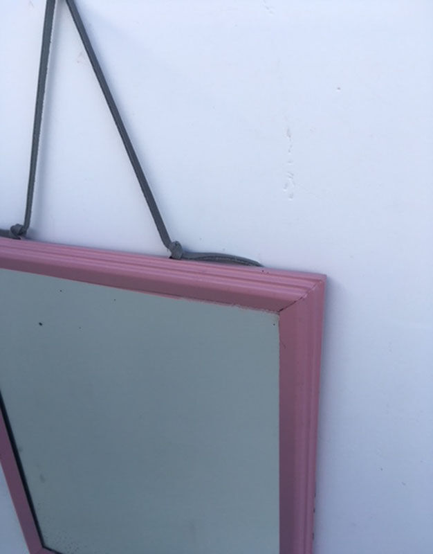 18x25cm pink metal mirror