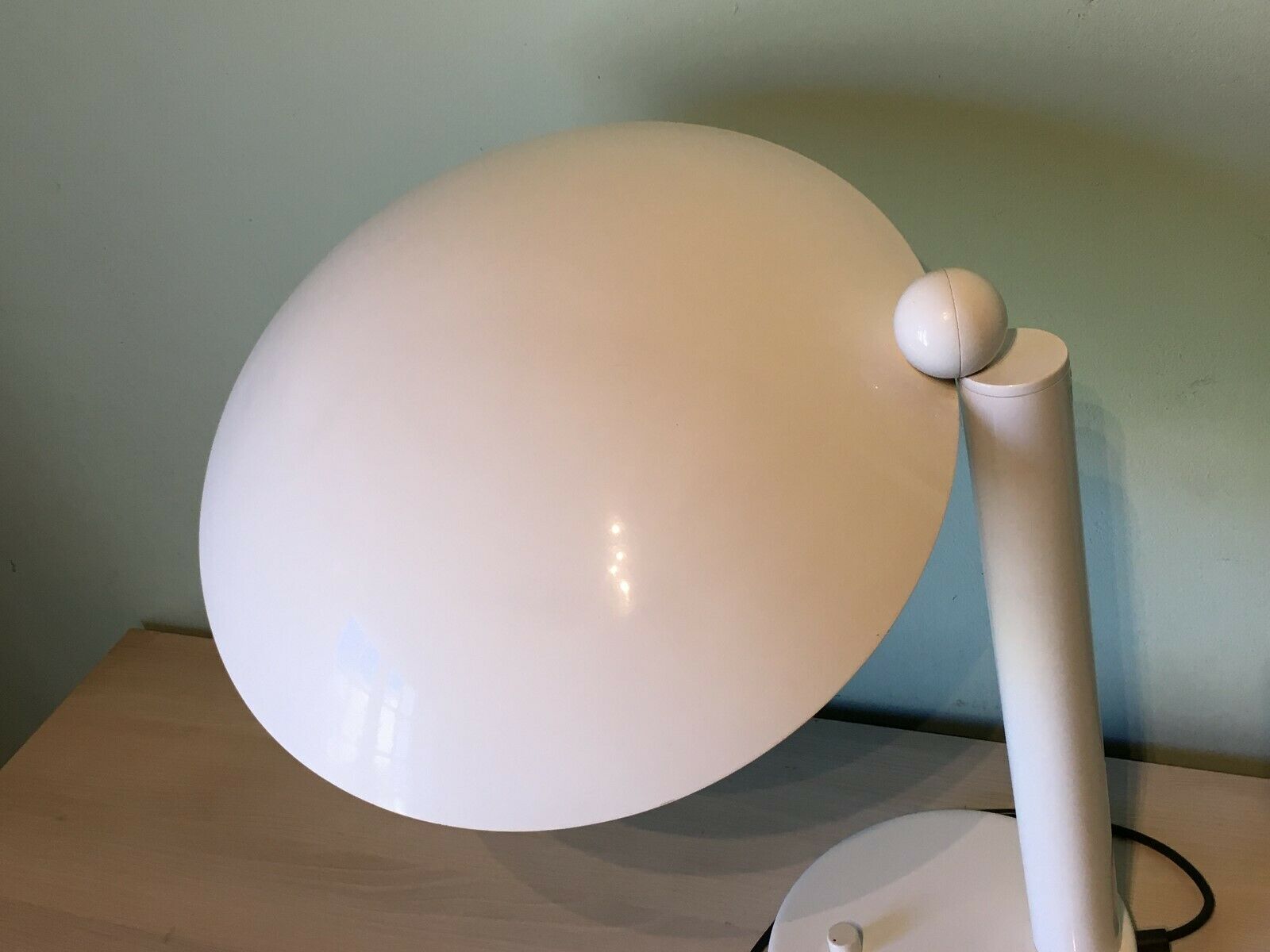 Estiluz metal desk lamp to lay vintage design