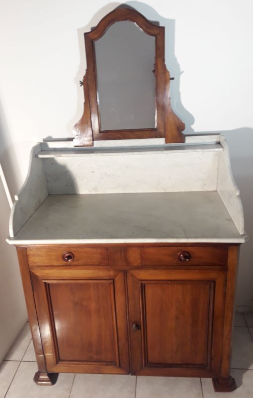 Toilet furniture, hairdresser 1900 marble