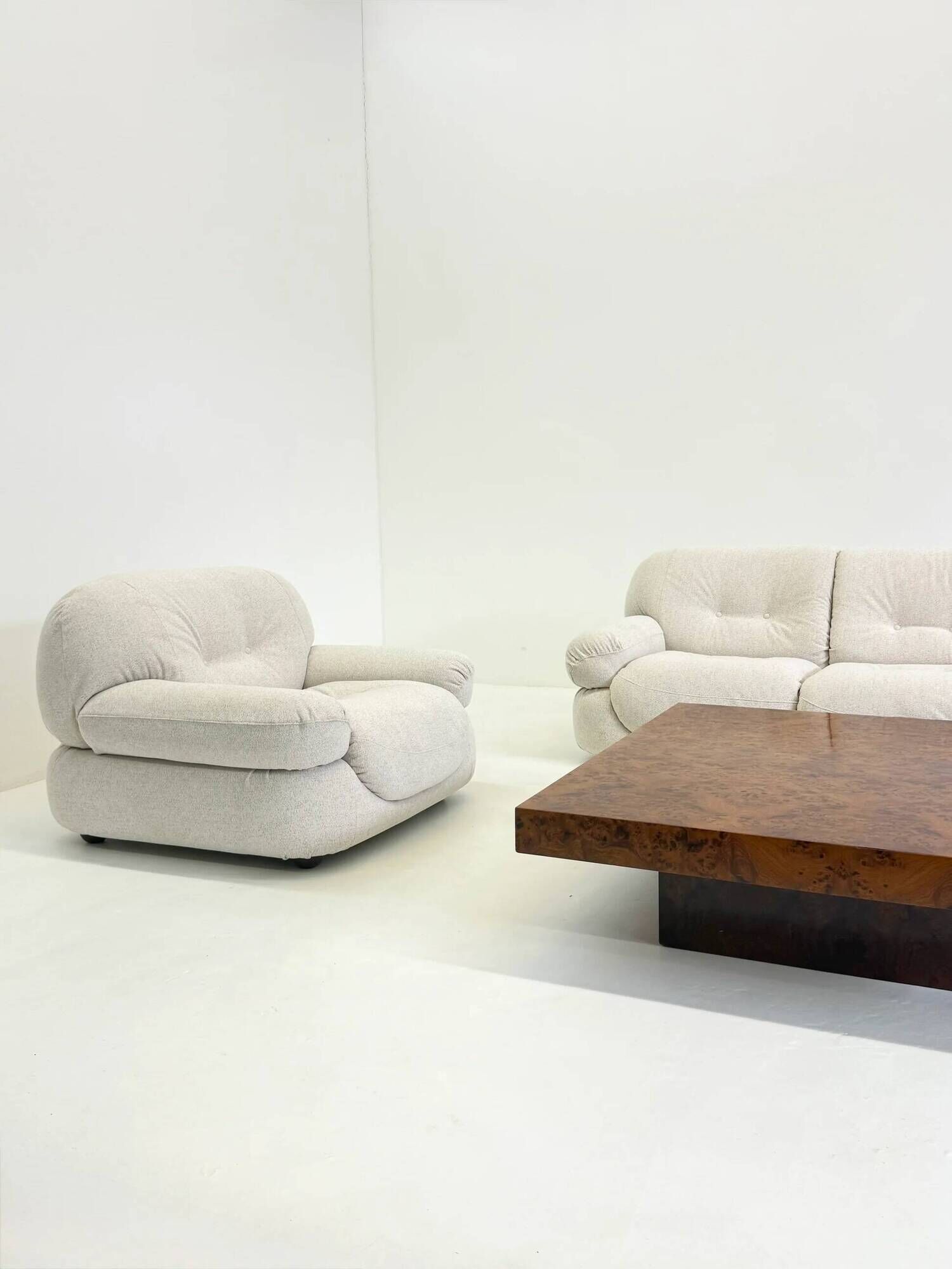 Sapporo armchair by Mario Marenco for Mobil Girgi in cream beige