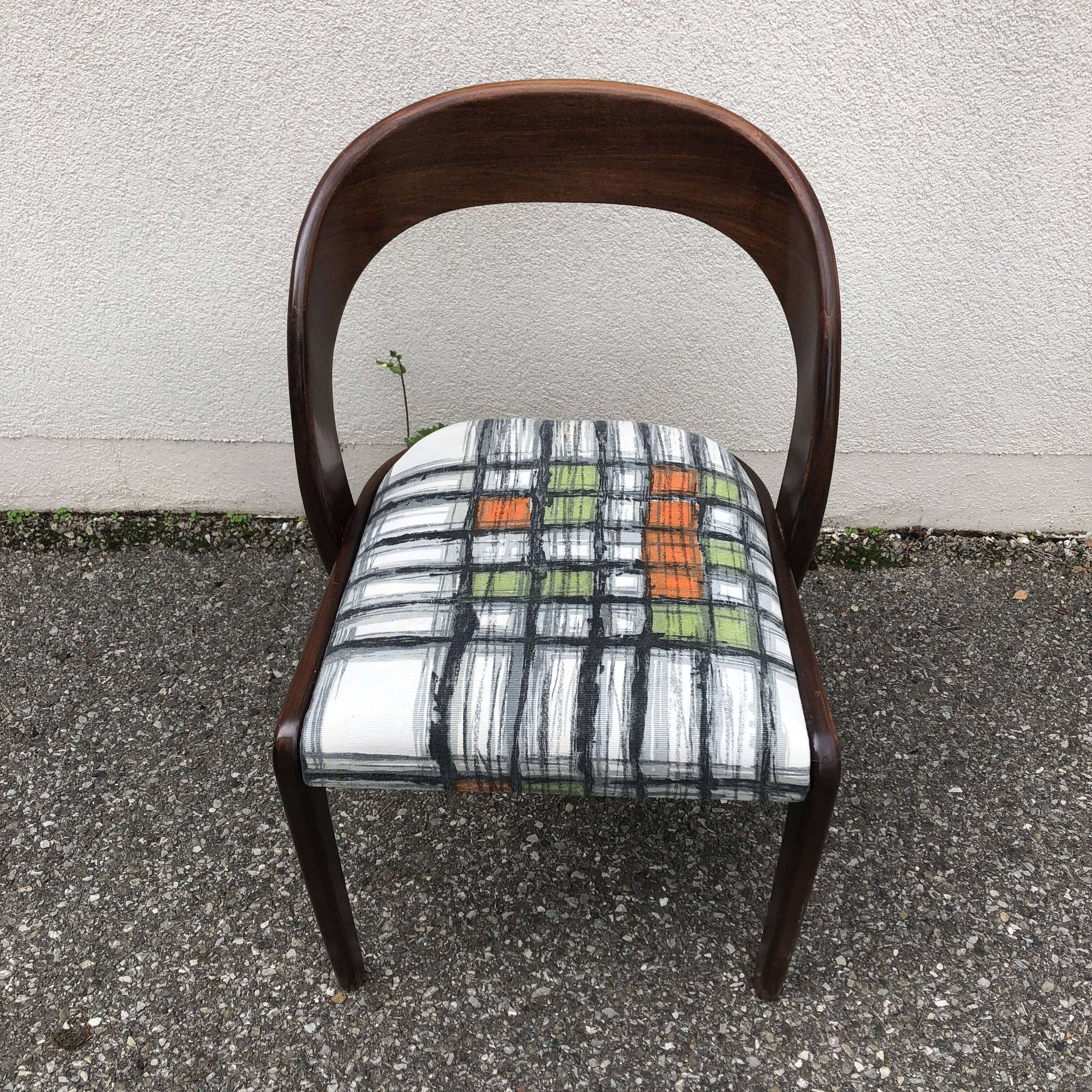 Baumann gondola chairs