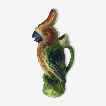 Parrot pitcher in Slip