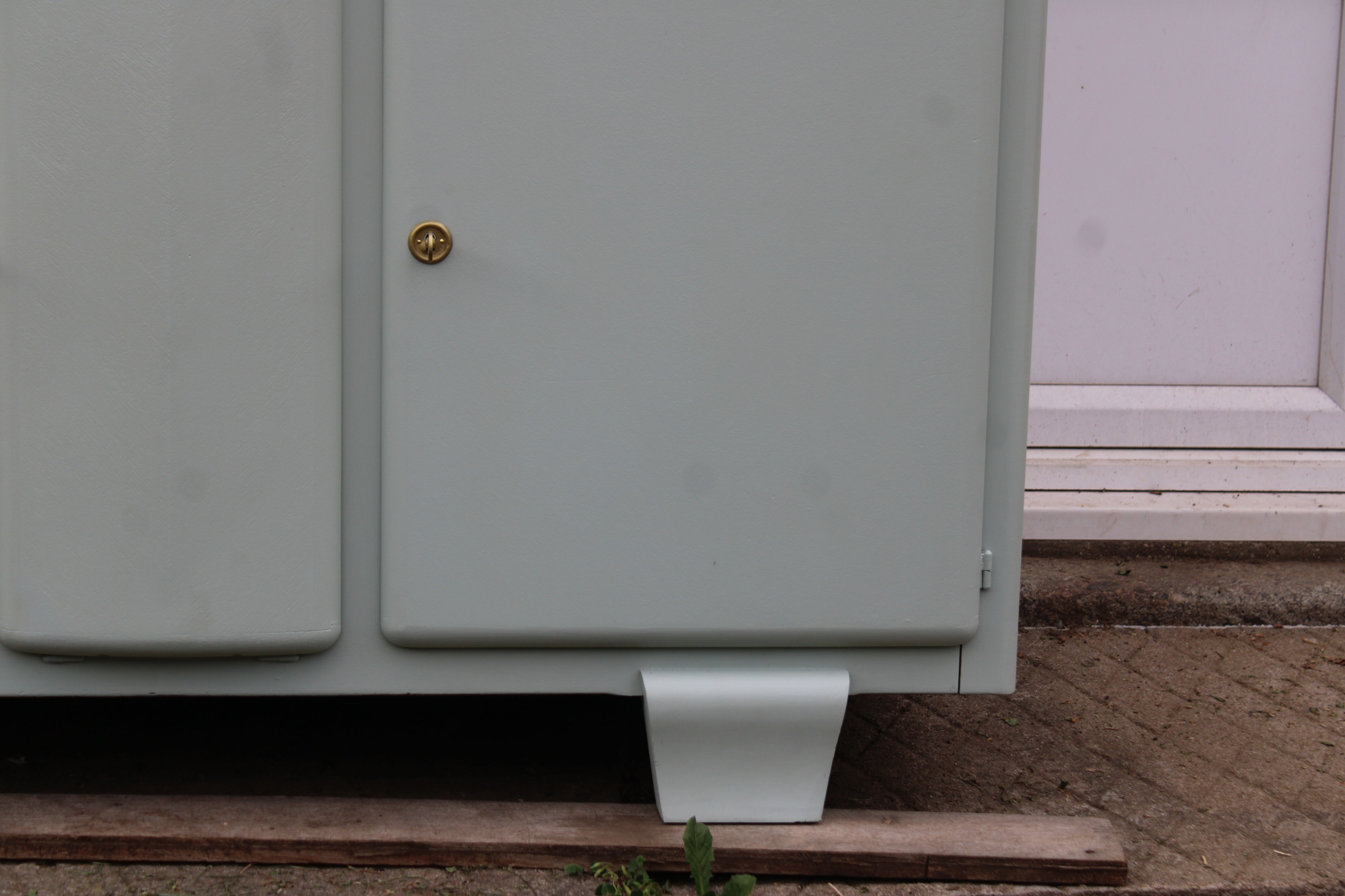 Renovated vintage Mado sideboard – Celadon green & natural cane