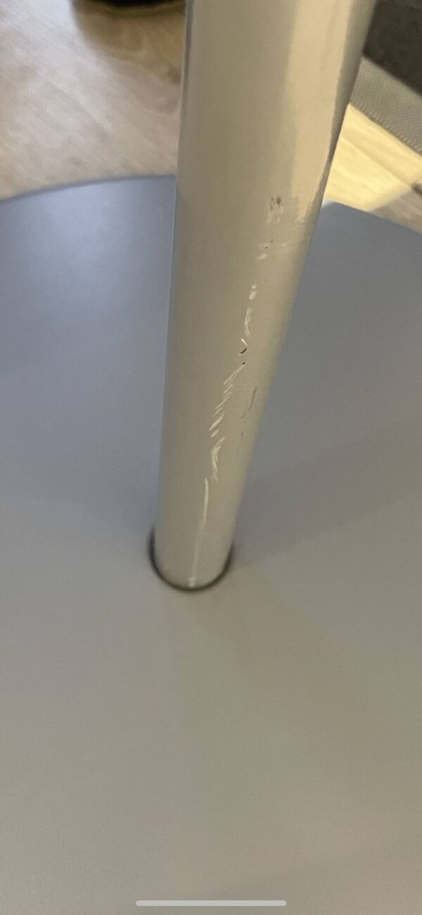 Porte-manteau design “togo” – enzo mari pour magis (repris par kartell)