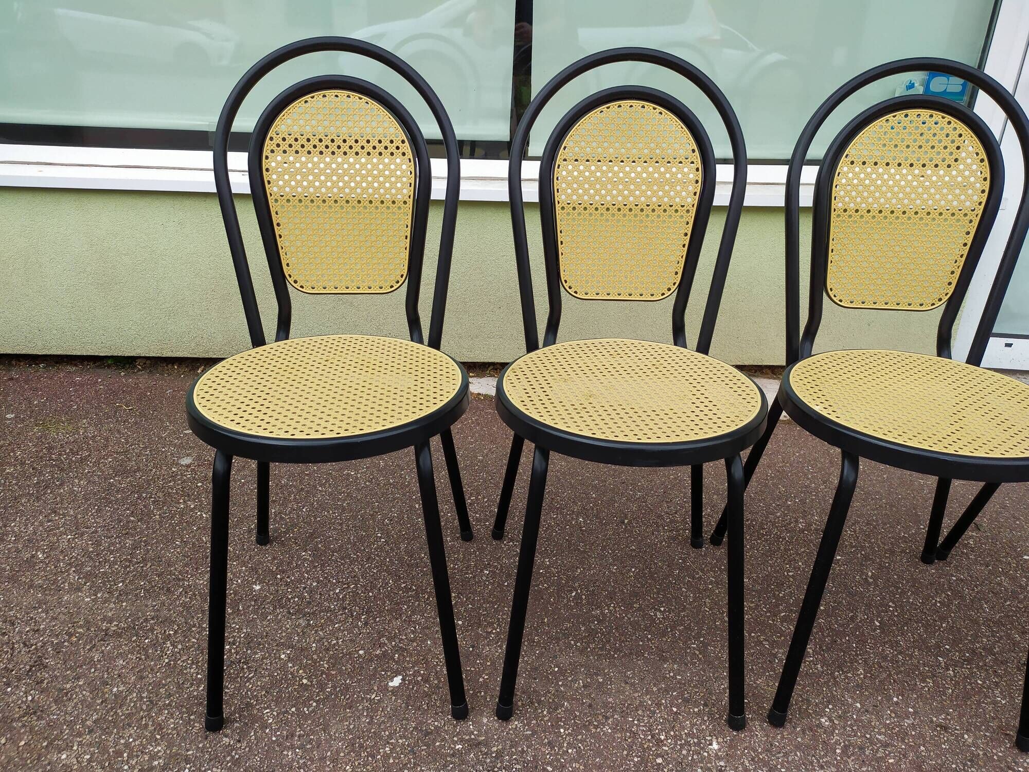 Lot of 4 black bistro chairs