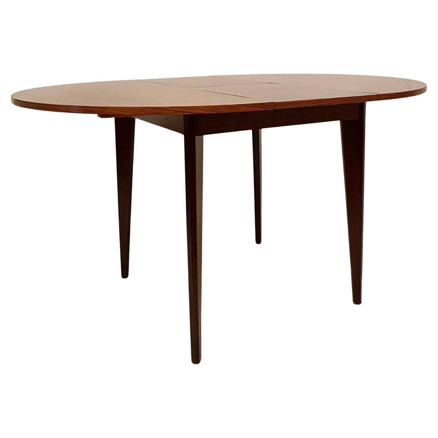 Mid Century Modern Italian Extendible Dining Table,  attributed to Vittorio Dassi, 1960 's