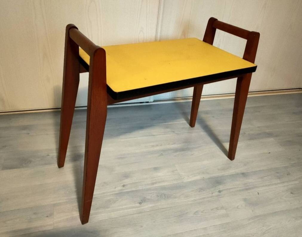 Petite tablette vintage scandinave