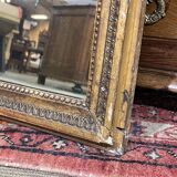 18th-century gilded wooden mirror