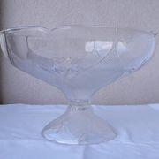 Glass footed bowl