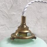 Green opaline suspension