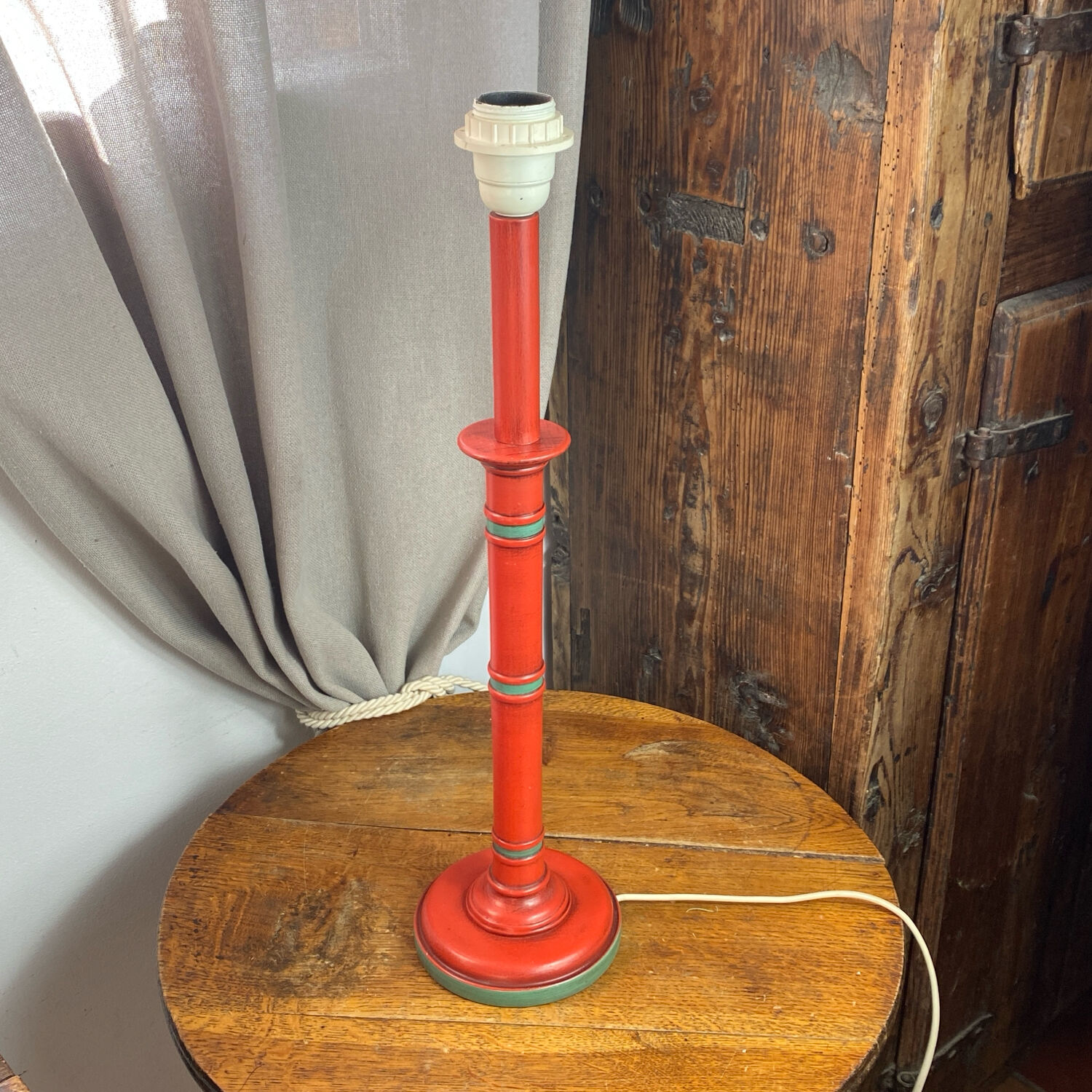 Bamboo-style wooden lamp