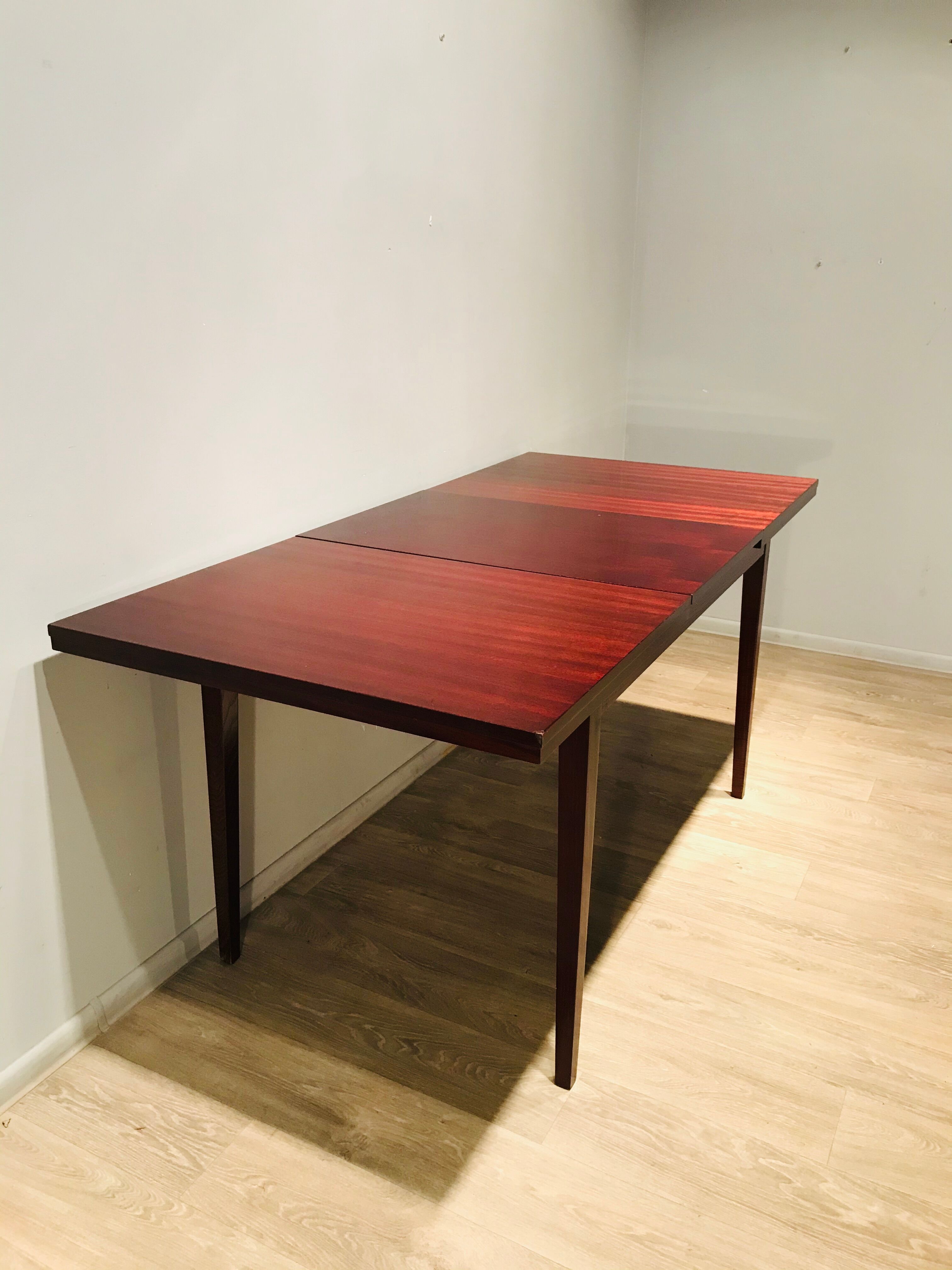 Table extensible acajou bois de rose Ton 60 '
