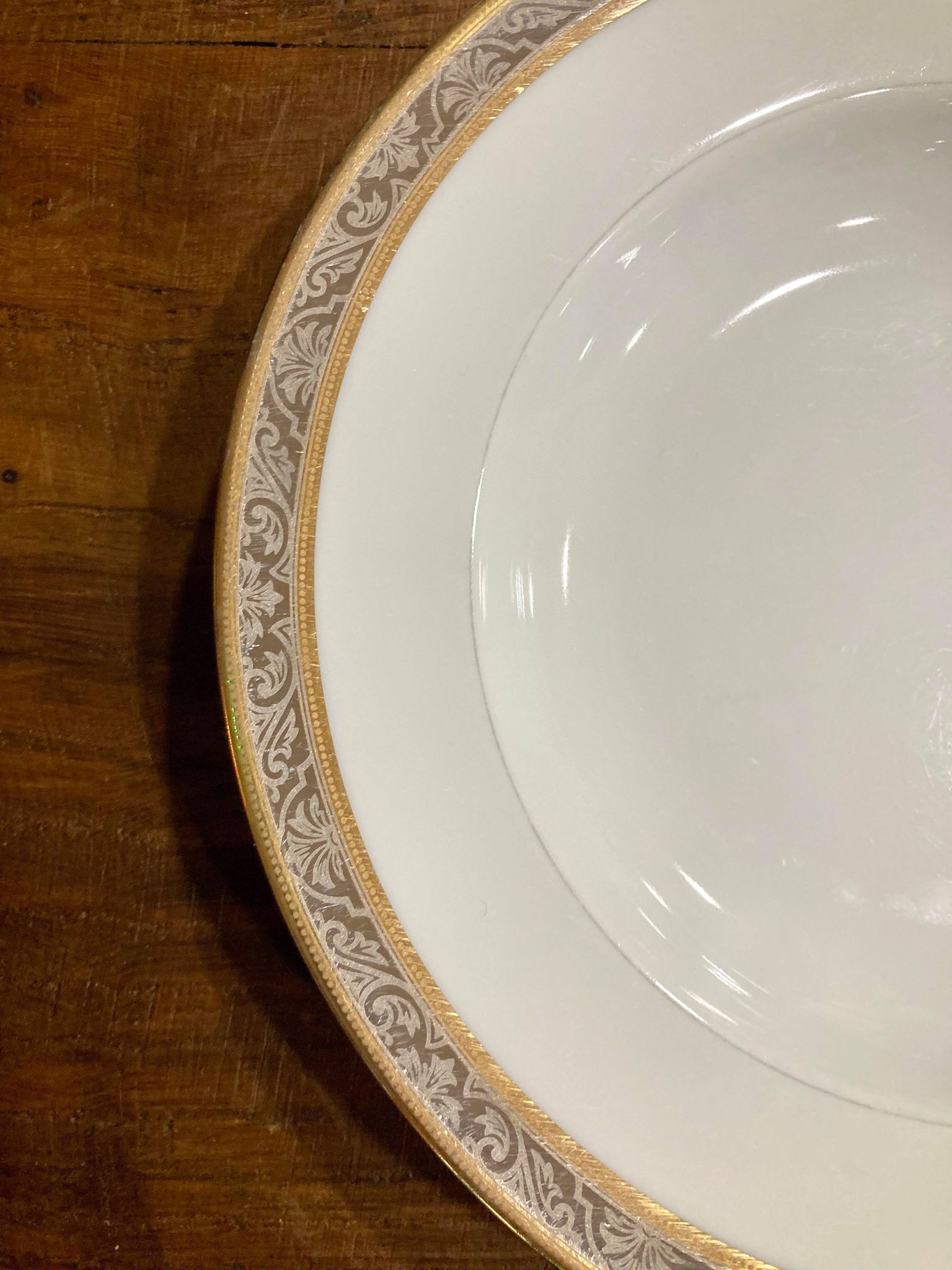 Set of 6 porcelain plates Thierry de Zélicourt