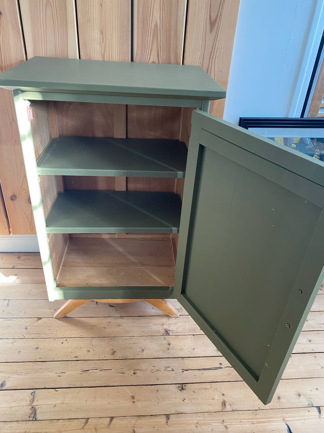 Antique 1-door boarding school furniture